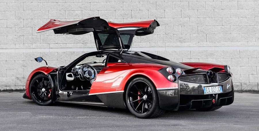  Pagani Huayra Pacchetto Tempesta 2016 года  (фото 3 из 6)